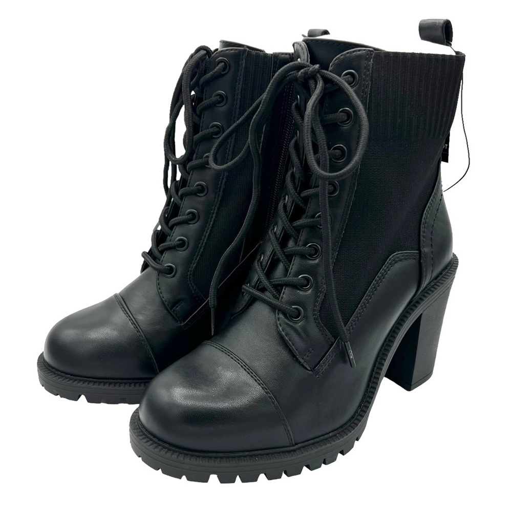 Torrid Stretch Lug Heel Bootie (WW) Black Women’s Size 8 NWT